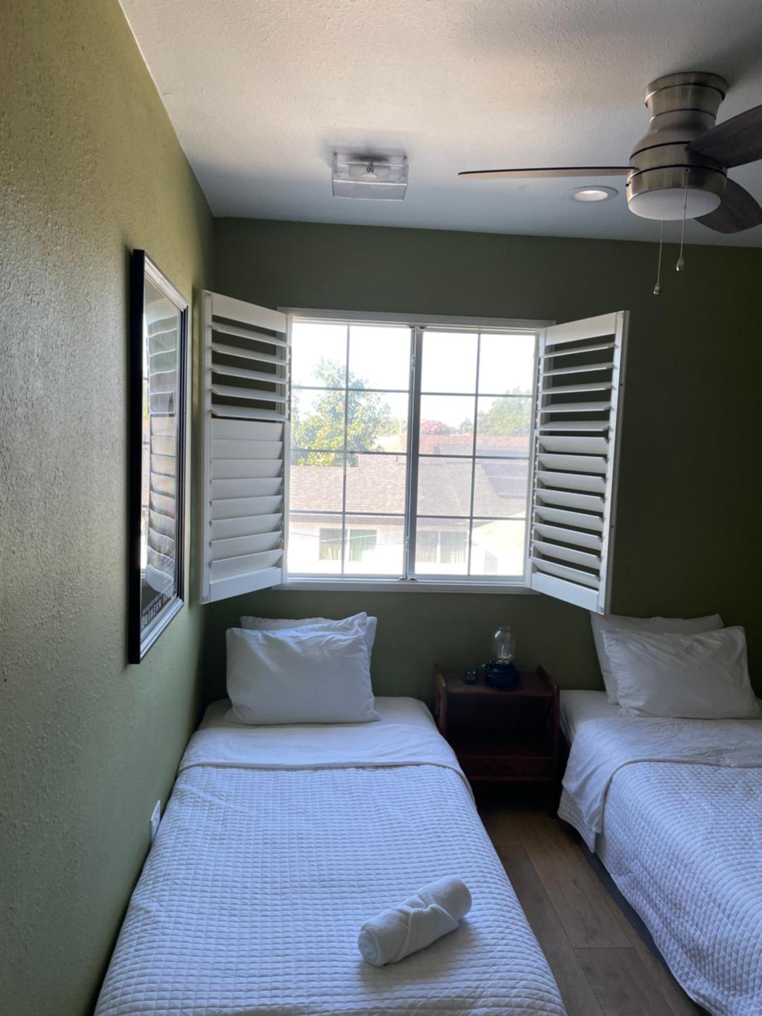 Private Room In La With Free Wifi And Tv With Shared Kitchen Los Angeles Eksteriør bilde